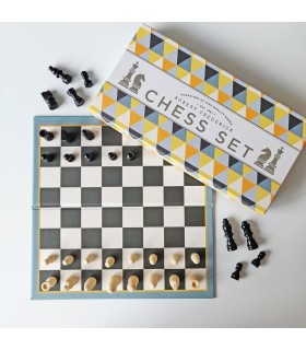 Chess Set - Pyramid Games